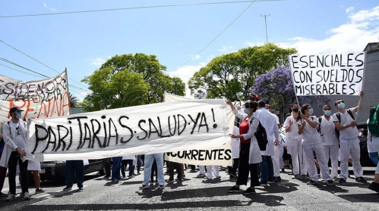  Concurrentes de la Ciudad de Buenos Aires reclaman una recomposición salarial urgente. 