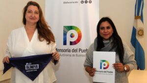 Olimpia Coral Melo en la Defensoría del Pueblo.