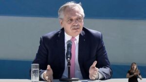 El Presidente insiste con el proyecto de renta extraordinaria.