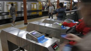 Nuevos aum,entos en el subte