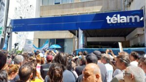 Télam en peligro.