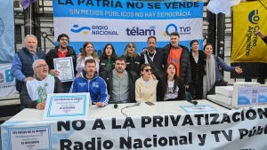 se juntan firmas